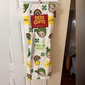 Lucky Charms St Patrick’s Day A Wee Bit Lucky Oversized Plush  Throw Blanket